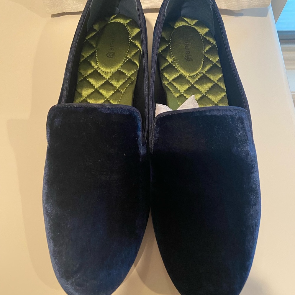 NEW Midnight blue velvet Birdies flats